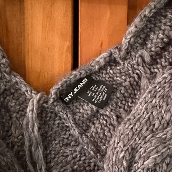 DKNY Charcoal Knit Sweater shawl - Picture 2 of 3